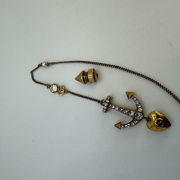 Gucci Aged Single Drop Earring with Anchor and Heart Charm - Picture 9 of 11